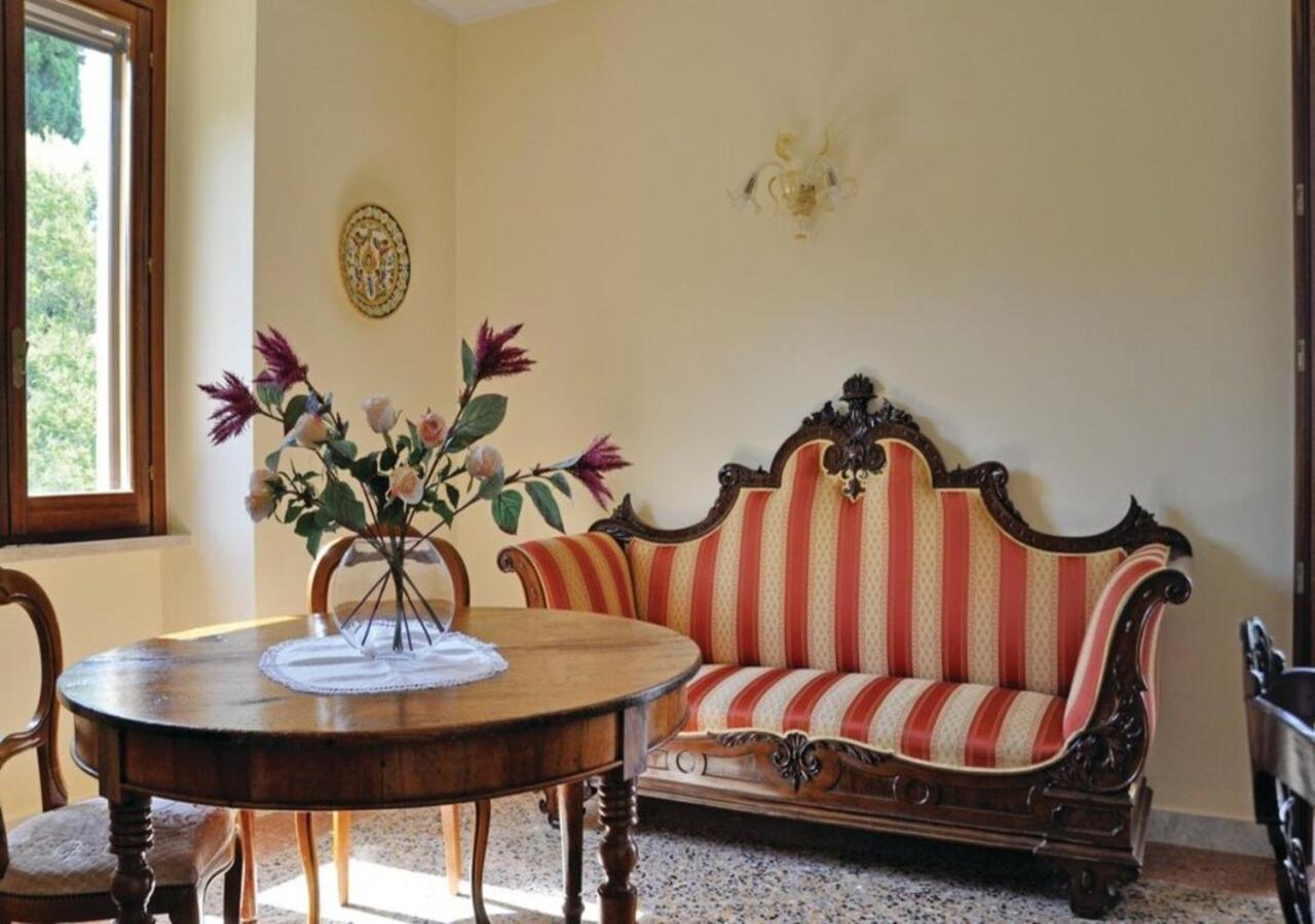 Agriturismo Villa Val D'Olivi Capodacqua  ภายนอก รูปภาพ