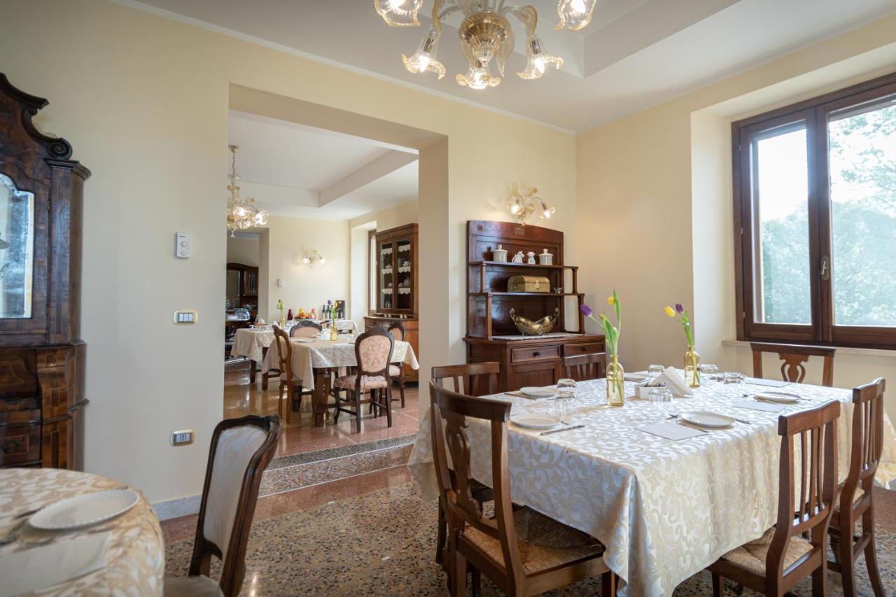 Agriturismo Villa Val D'Olivi Capodacqua  ภายนอก รูปภาพ