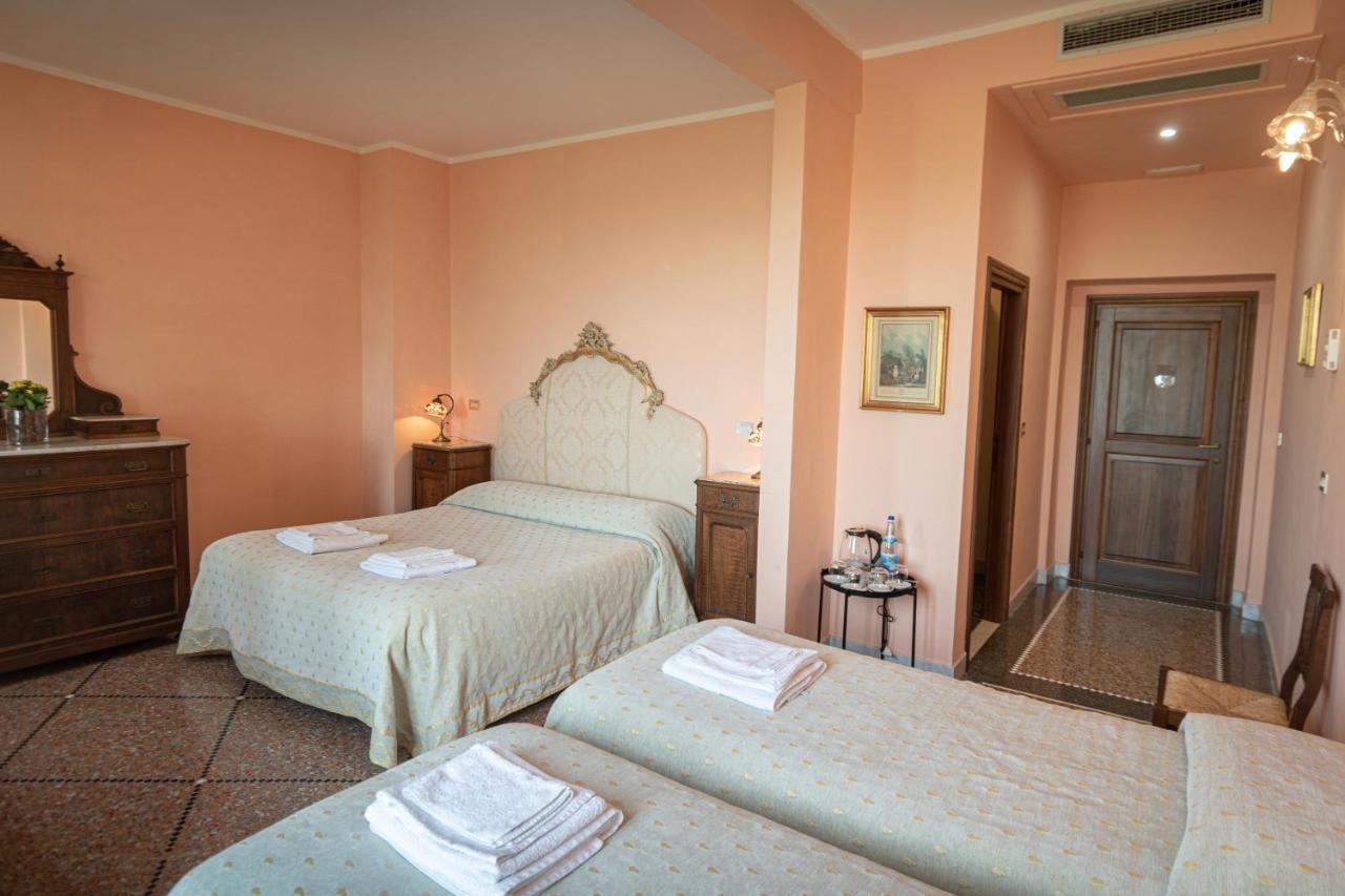 Agriturismo Villa Val D'Olivi Capodacqua  ภายนอก รูปภาพ