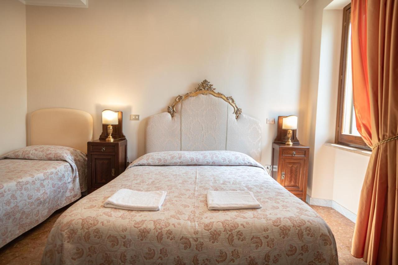 Agriturismo Villa Val D'Olivi Capodacqua  ภายนอก รูปภาพ