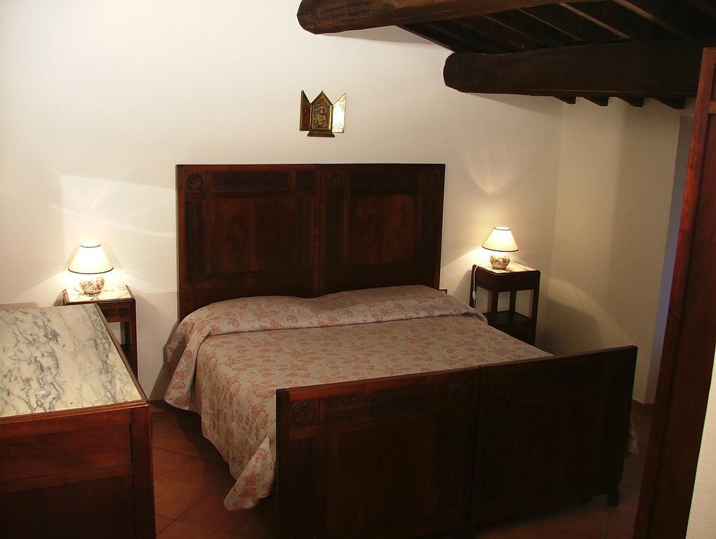 Agriturismo Villa Val D'Olivi Capodacqua  ภายนอก รูปภาพ